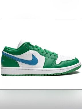 Jordan 1 Low Lucky Green Aquatone Women’s 10.5 Gorpcore Streetwear Dark Academia
